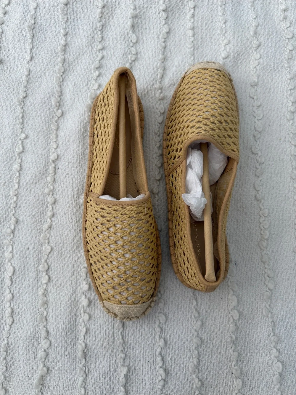 Ann Taylor Woven Espadrille Slip-On Flats in Tan